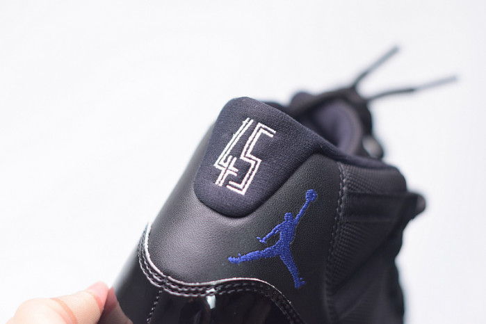 Air Jordan 11 Retro