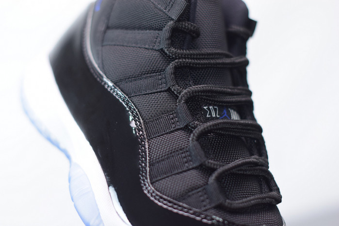 Air Jordan 11 Retro
