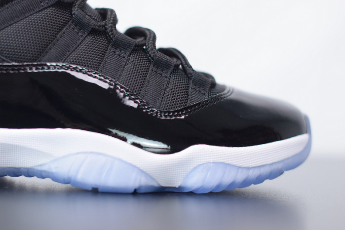 Air Jordan 11 Retro