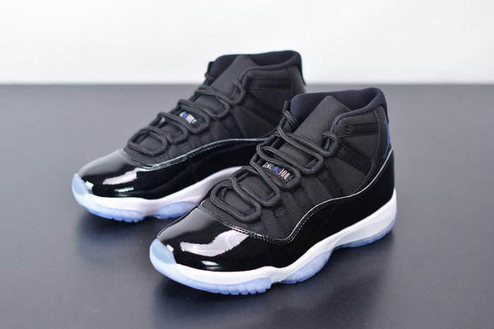 Air Jordan 11 Retro
