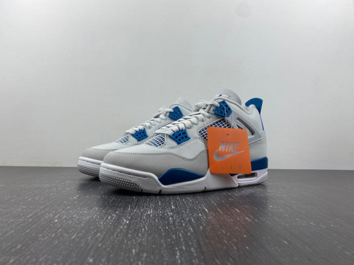 Air Jordan 4 Retro