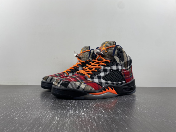 AIR JORDAN 5 RETRO