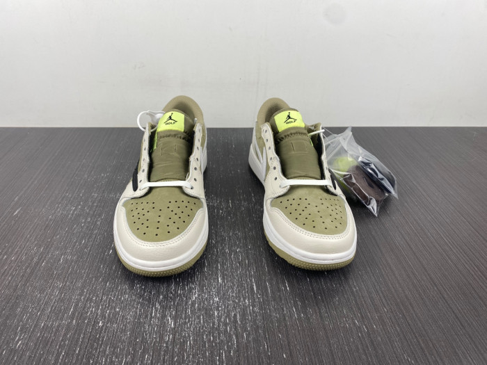 Travis Scott x Air Jordan 1 Low
