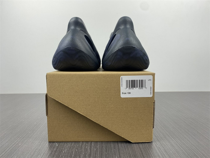 KIDS Adidas Yeezy Foam RNNR Mineral Blue GX8506