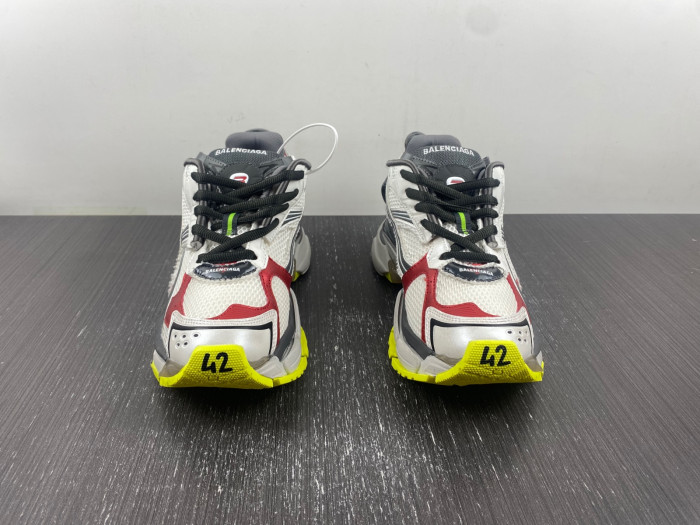 BALCIA RUNNER SNEAKER