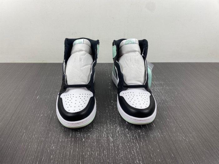 Air Jordan 1 Retro High OG NRG
