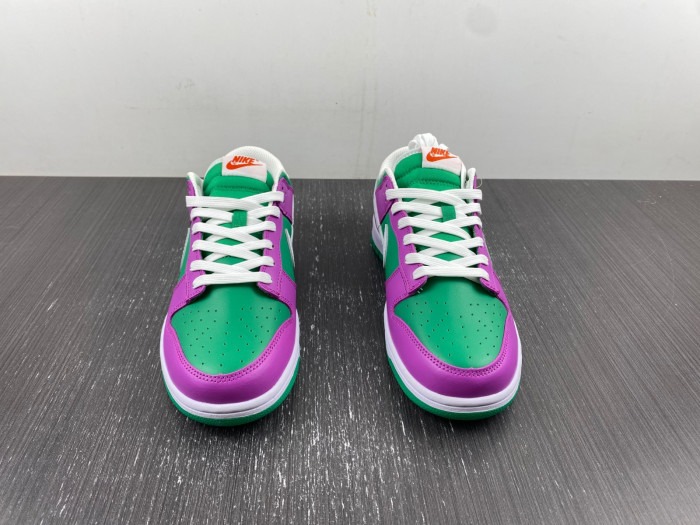 Wmns Dunk Low