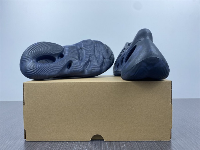 KIDS Adidas Yeezy Foam RNNR Mineral Blue GX8506