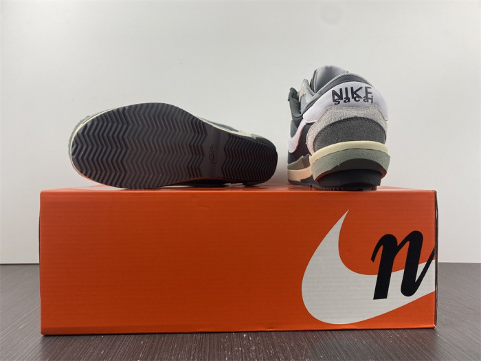 Sacai x Zoom Cortez SP