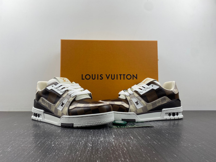 LUSV SNEAKERS