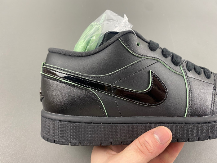 Air Jordan 1 Low SE