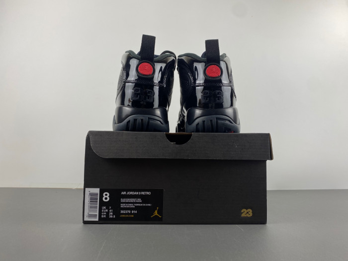 Air Jordan 9 Retro