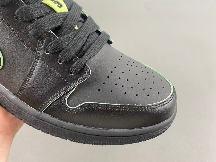 Air Jordan 1 Low SE