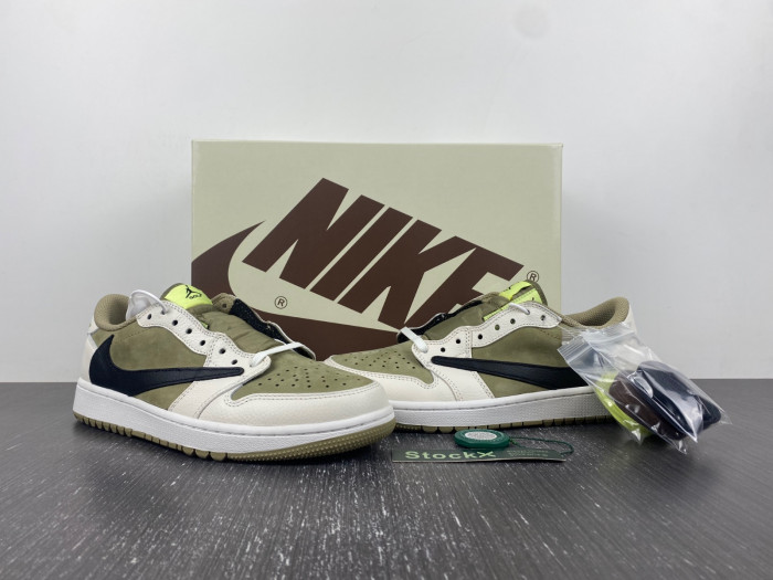 Travis Scott x Air Jordan 1 Low