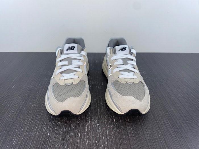 New Balance 57/40