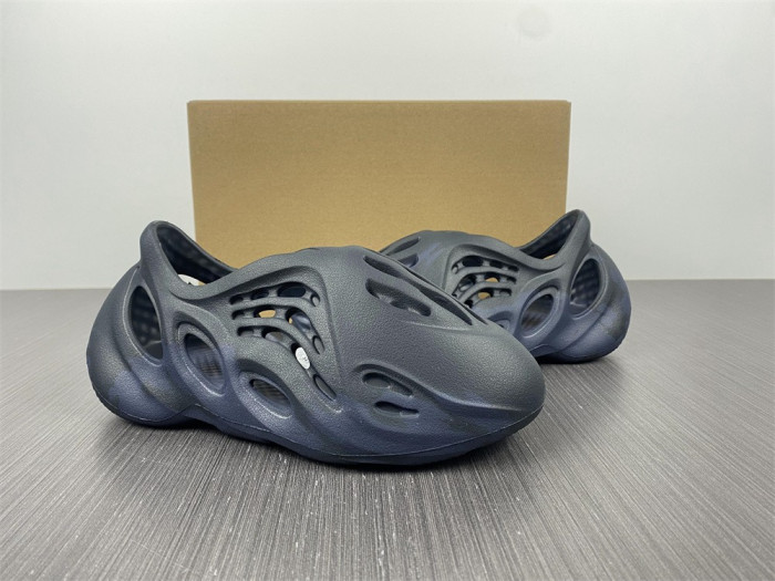 KIDS Adidas Yeezy Foam RNNR Mineral Blue GX8506