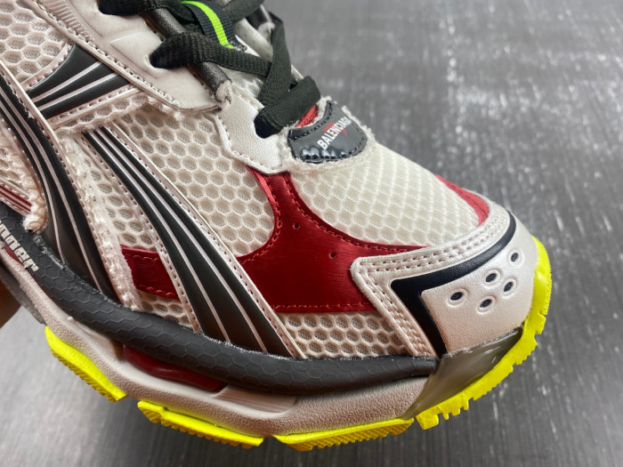 BALCIA RUNNER SNEAKER