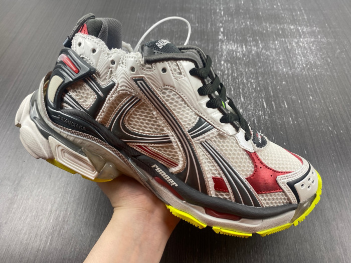 BALCIA RUNNER SNEAKER