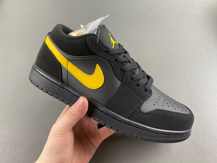 Air Jordan 1 Low