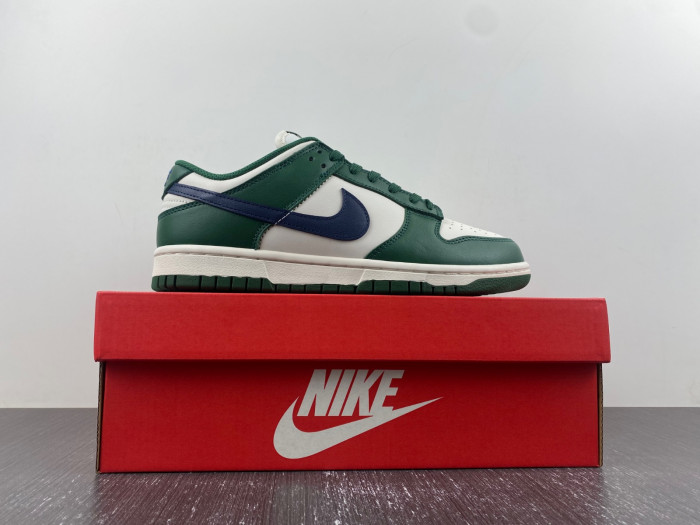 Wmns Dunk Low