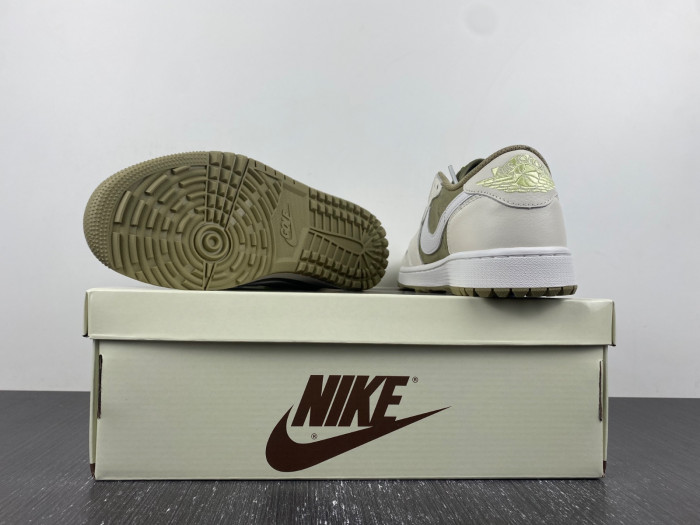 Travis Scott x Air Jordan 1 Low