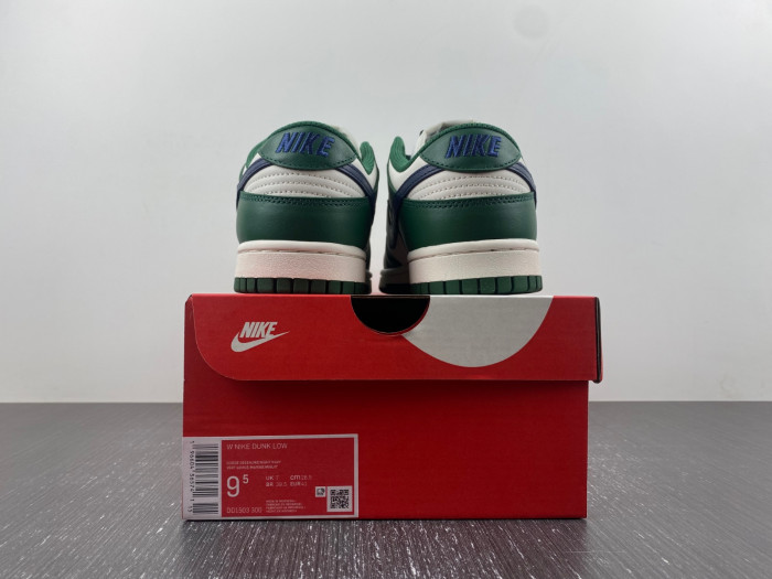 Wmns Dunk Low