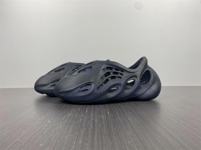 KIDS Adidas Yeezy Foam RNNR Mineral Blue GX8506