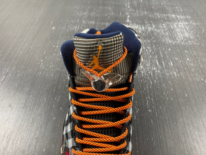 AIR JORDAN 5 RETRO