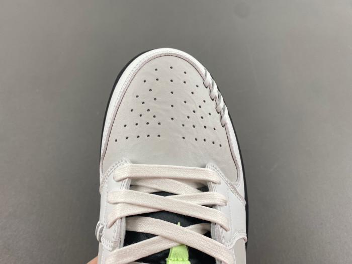(WMNS) Air Jordan 1 MM Low