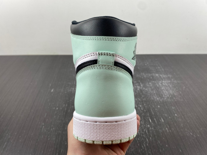 Air Jordan 1 Retro High OG NRG