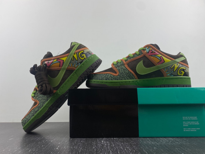 Nike SB Dunk Low