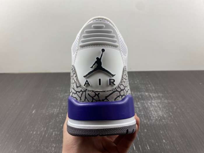 Air Jordan 3 Retro