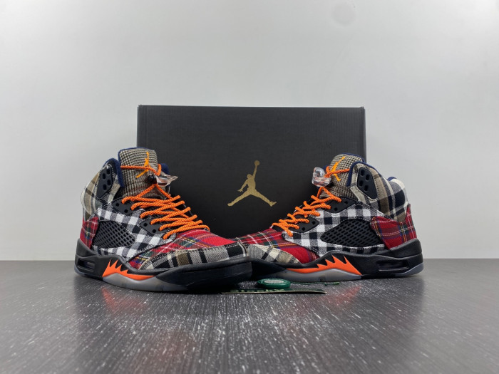 AIR JORDAN 5 RETRO