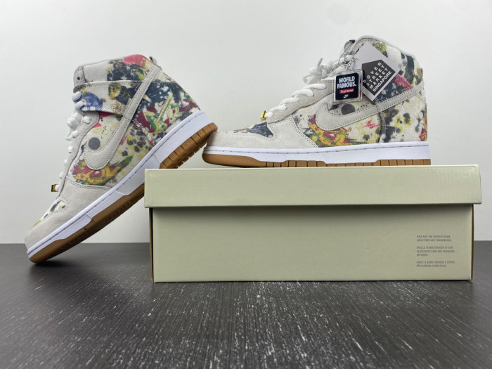Supreme x Nike SB Dunk High Rammellzee FD8779-100