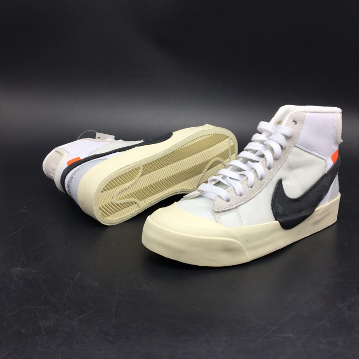 OW X BLAZER MID