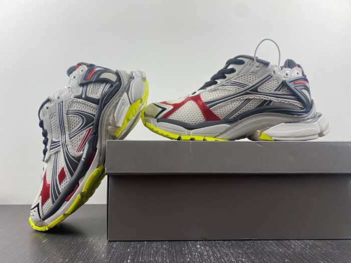 BALCIA RUNNER SNEAKER