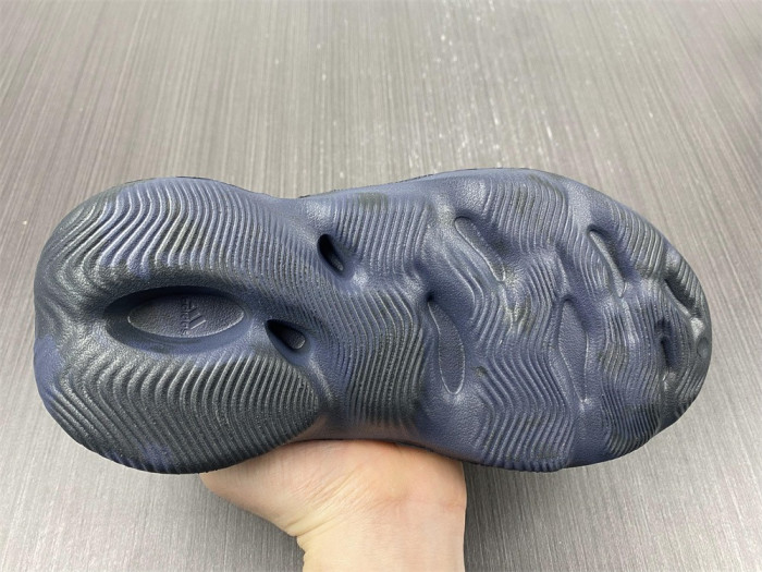 KIDS Adidas Yeezy Foam RNNR Mineral Blue GX8506