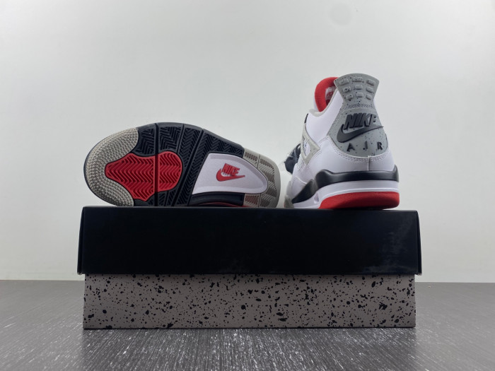 Air Jordan 4 Retro