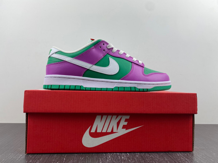 Wmns Dunk Low
