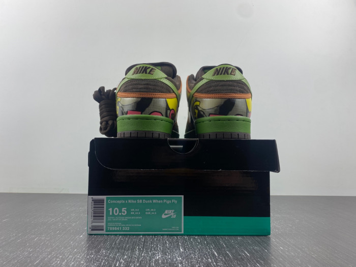 Nike SB Dunk Low