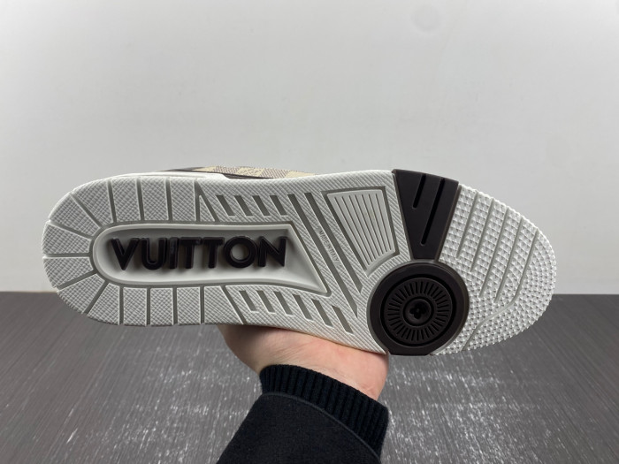 LUSV SNEAKERS