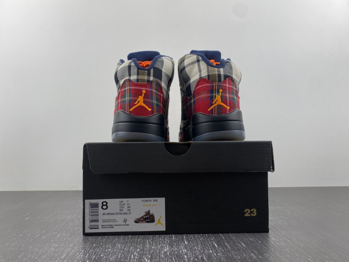AIR JORDAN 5 RETRO