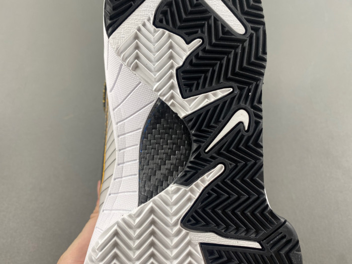 Nike Zoom Kobe 4 Protro