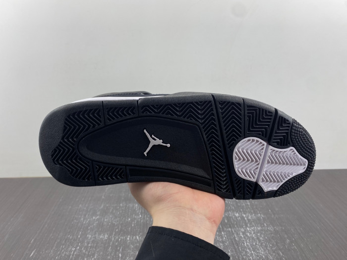 Air Jordan 4 Retro