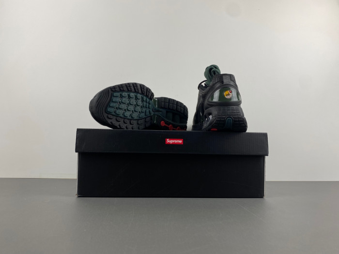 Nike x Supreme Air Max Dn