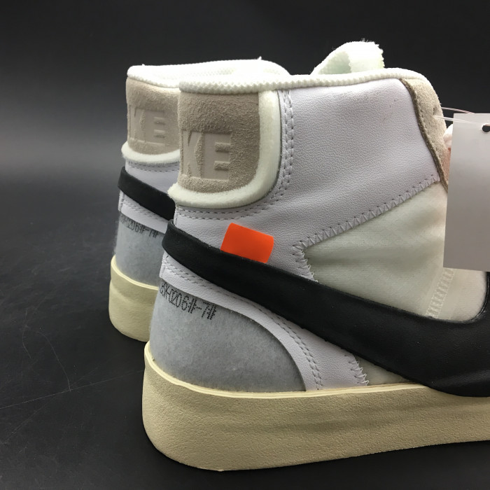 OW X BLAZER MID