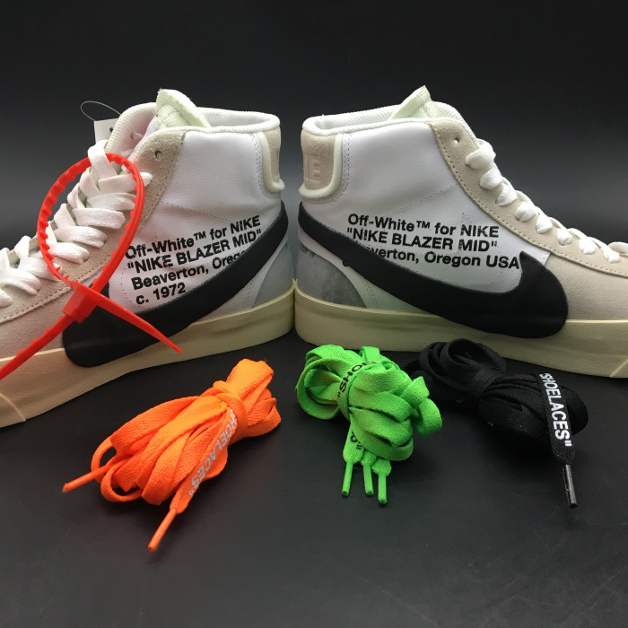 OW X BLAZER MID
