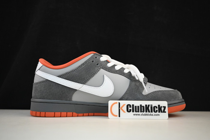 Nike Jeff Staple x Dunk Low Pro SB