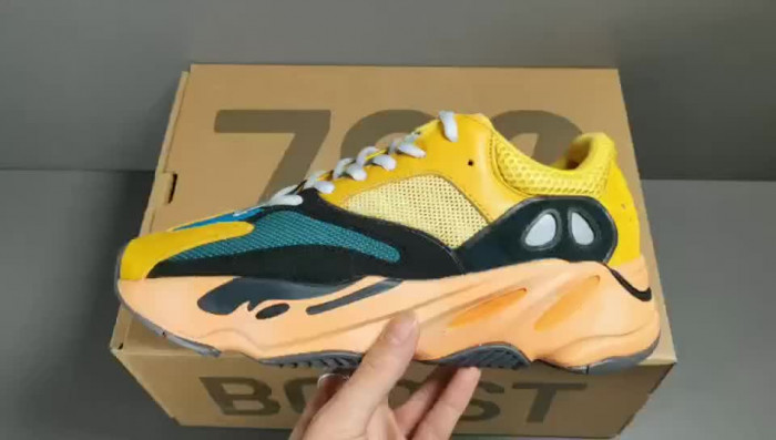 adidas Yeezy Boost 700