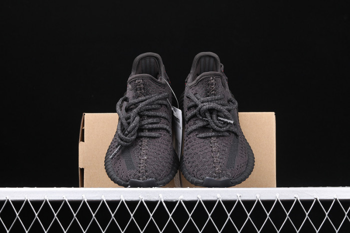 KIDS YEEZY SHOES